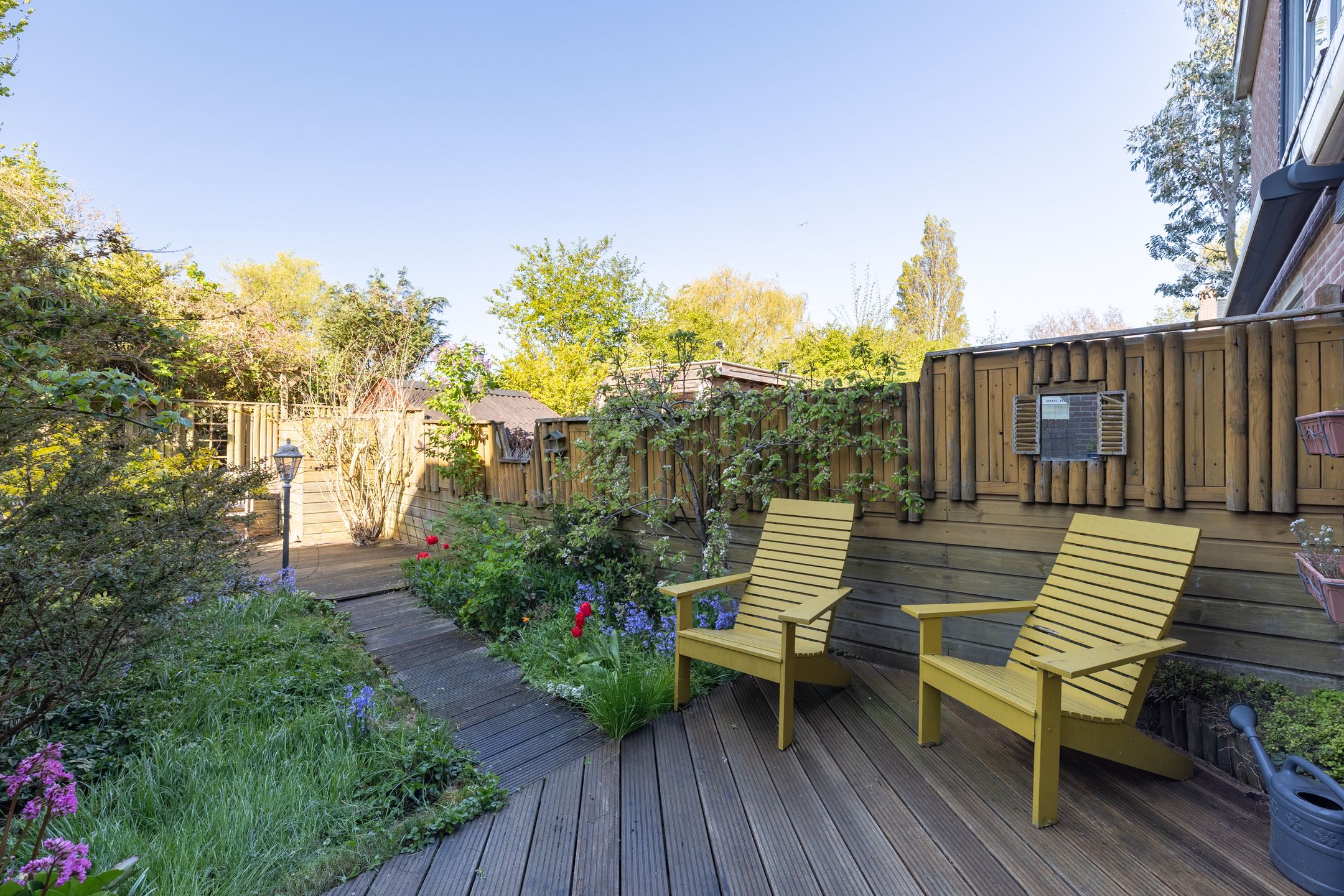 Spacious Family Home with Great Potential in Quiet Alkmaar Location — 36