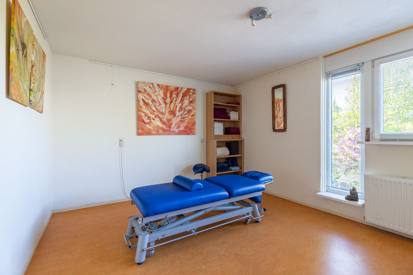 Spacious Family Home with Great Potential in Quiet Alkmaar Location — 14