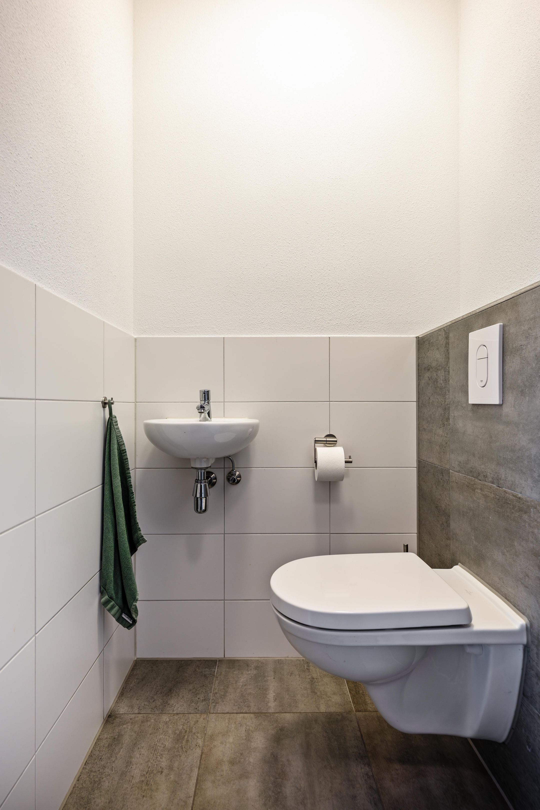 Photo 39 of Wijnruitstraat 8