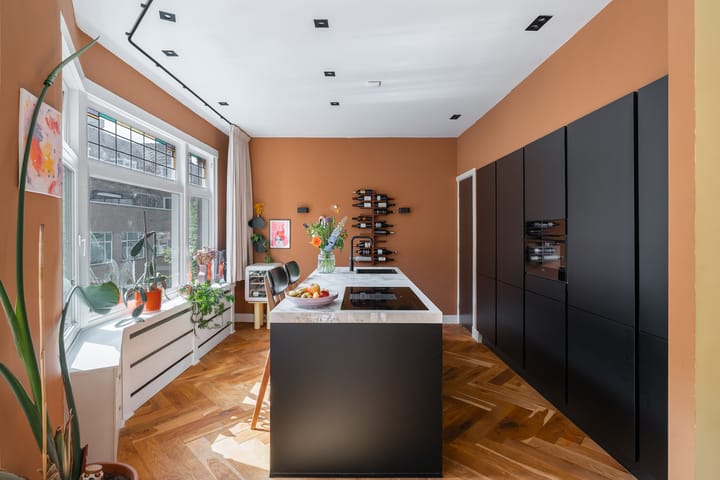 Photo 2 of Breitnerstraat 81-C