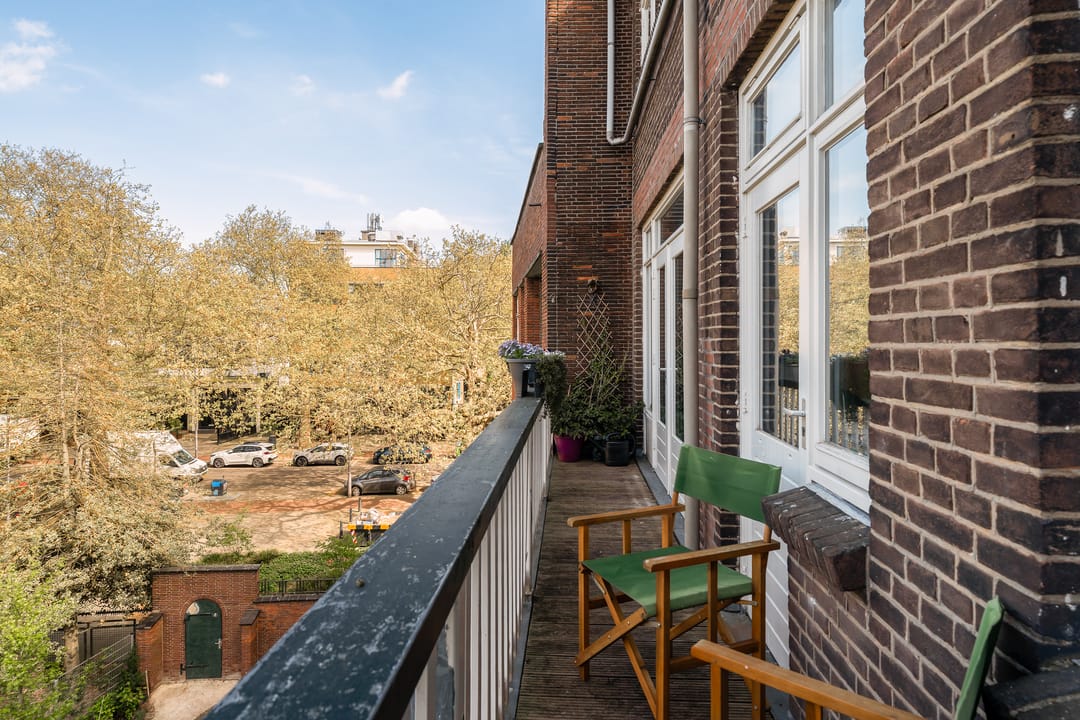 Photo 16 of Breitnerstraat 81-C