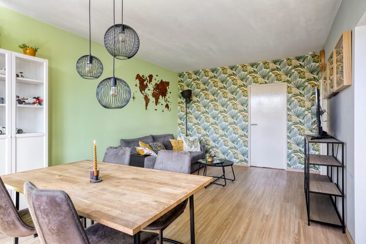 Photo 3 of Zwaluwstraat 38