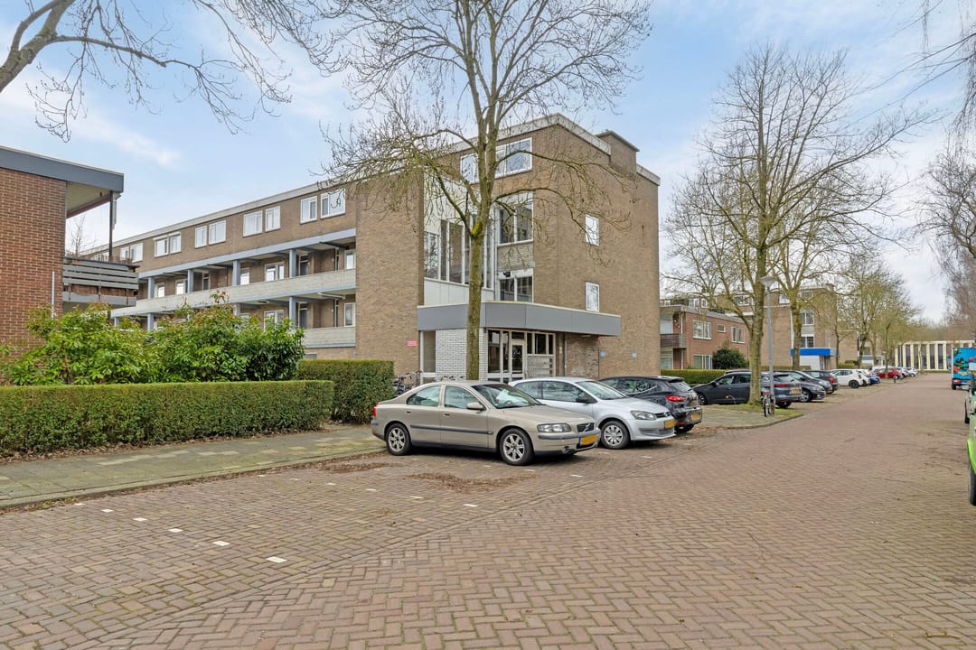 Spacious Maisonnette with Four Bedrooms Near Groningen Stadspark — 28