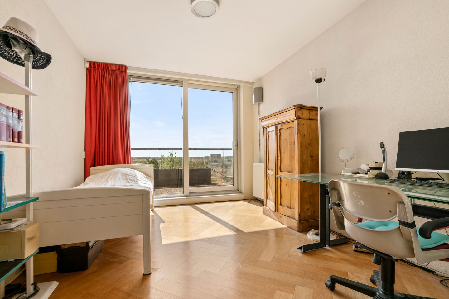 Foto 25 van Osdorper Ban 707