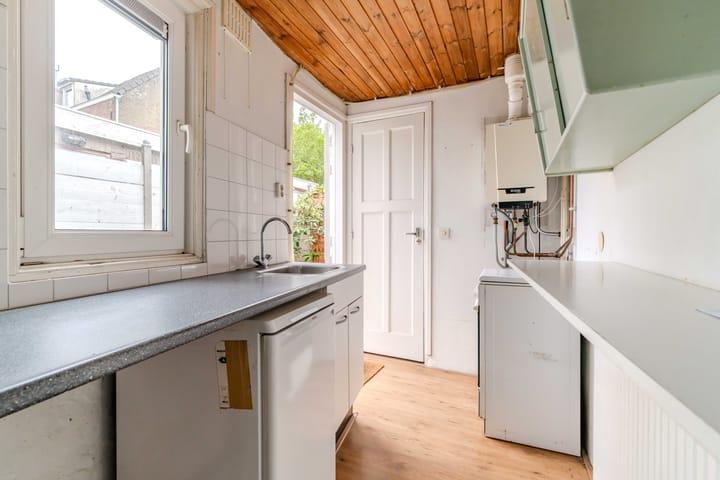 Tussenwoning te koop: Dirklangendwarsstraat 5, Delft