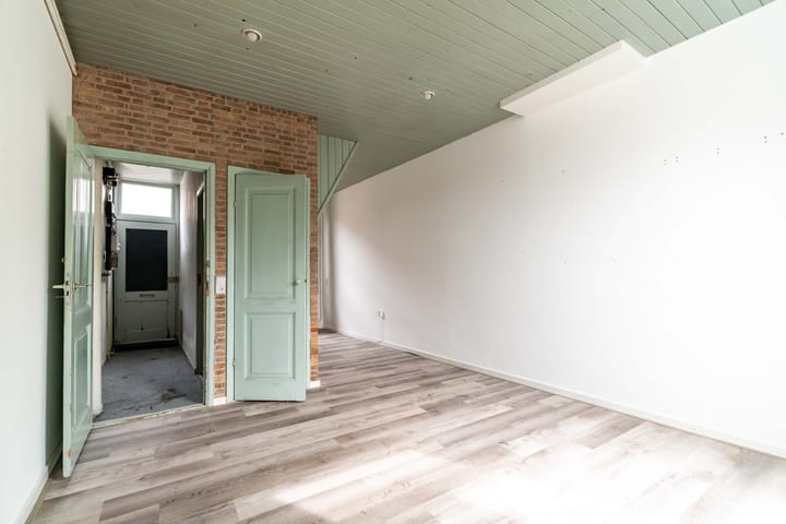 Tussenwoning te koop: Dirklangendwarsstraat 5, Delft