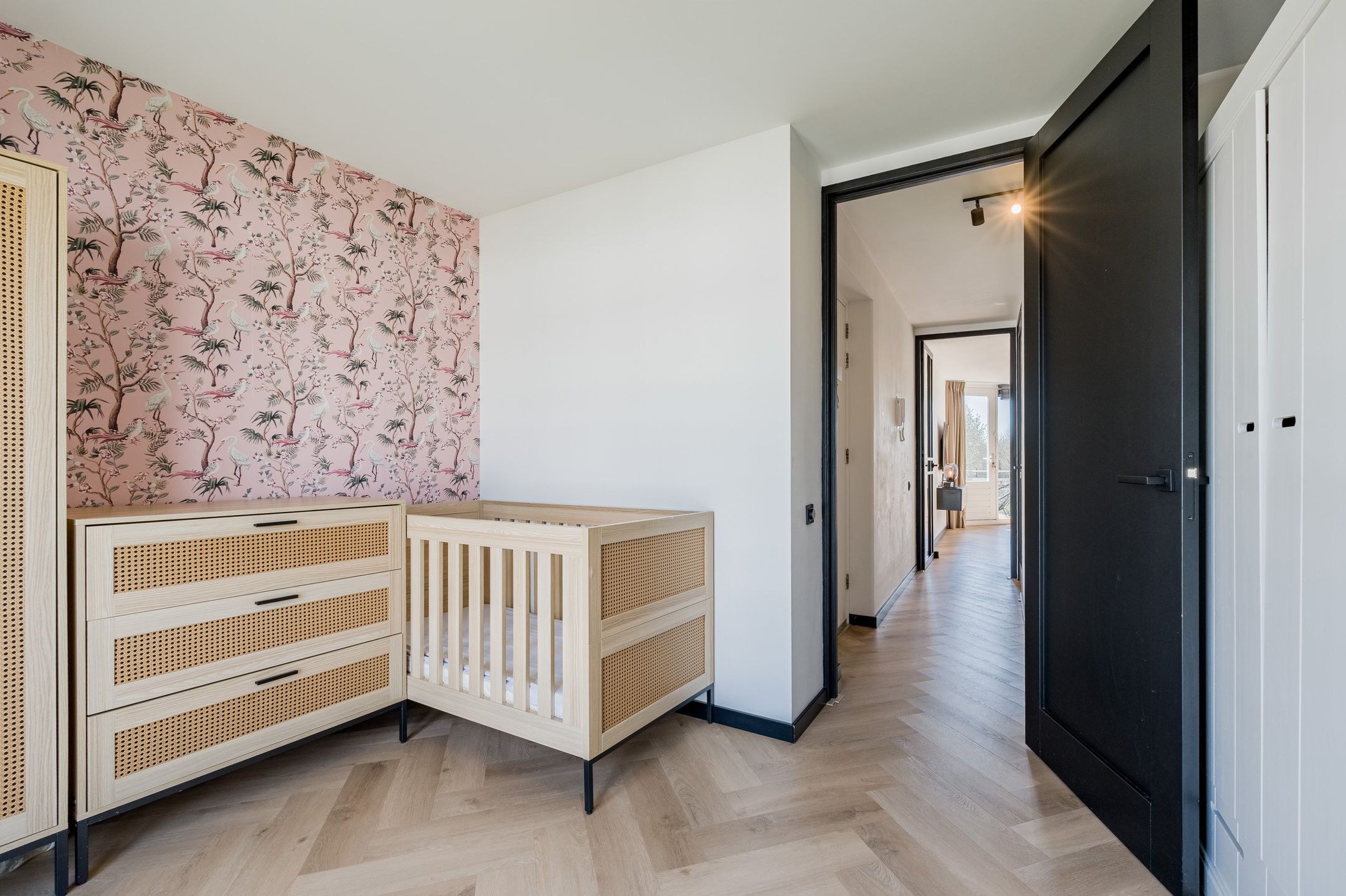 Photo 21 of Blankenbergestraat 33