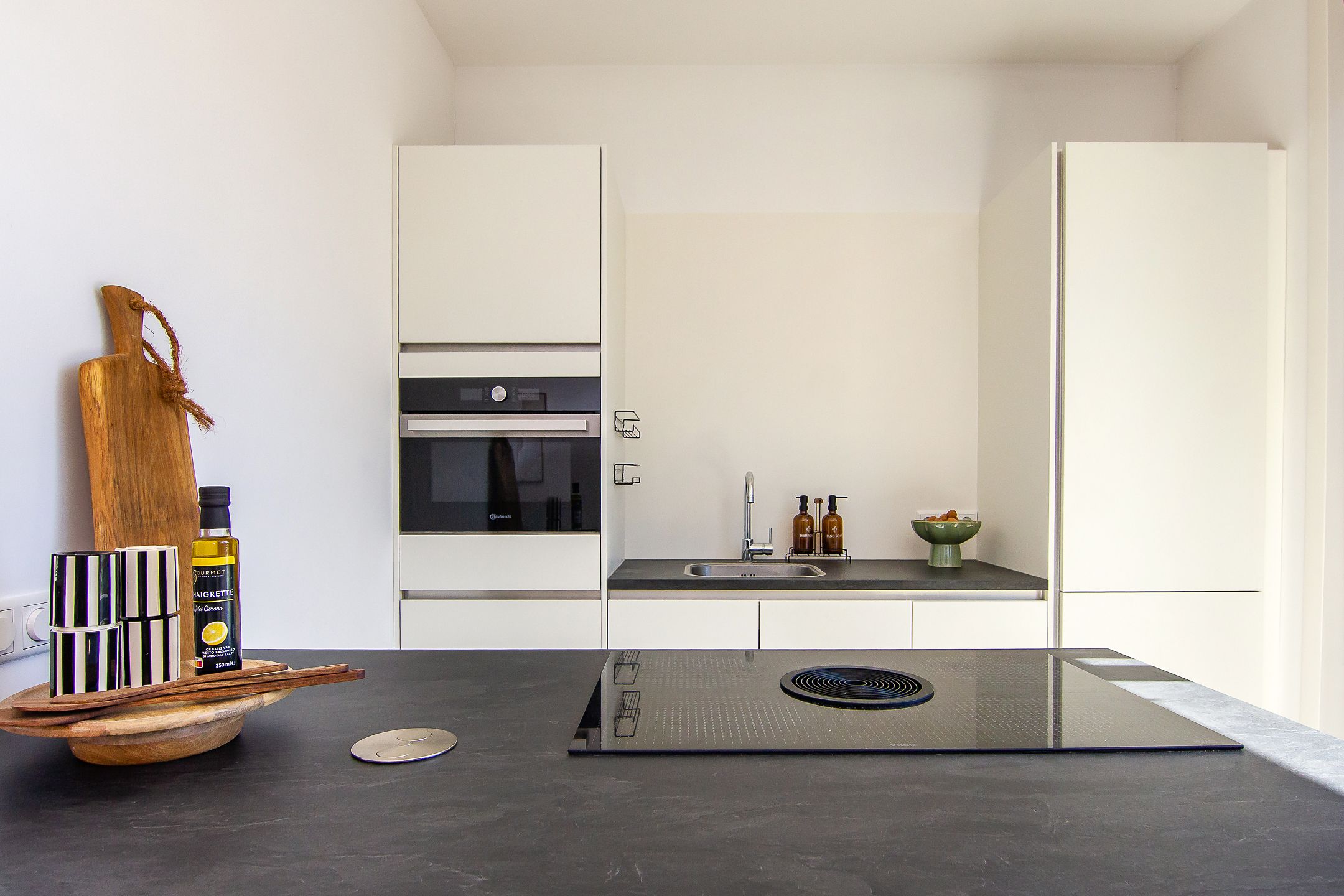 Photo 27 of Floresstraat 4-A