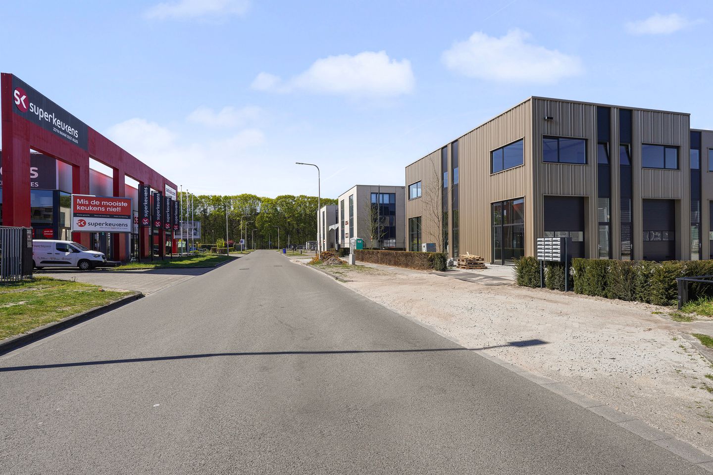 View photo 3 of Aphroditestraat 1-24