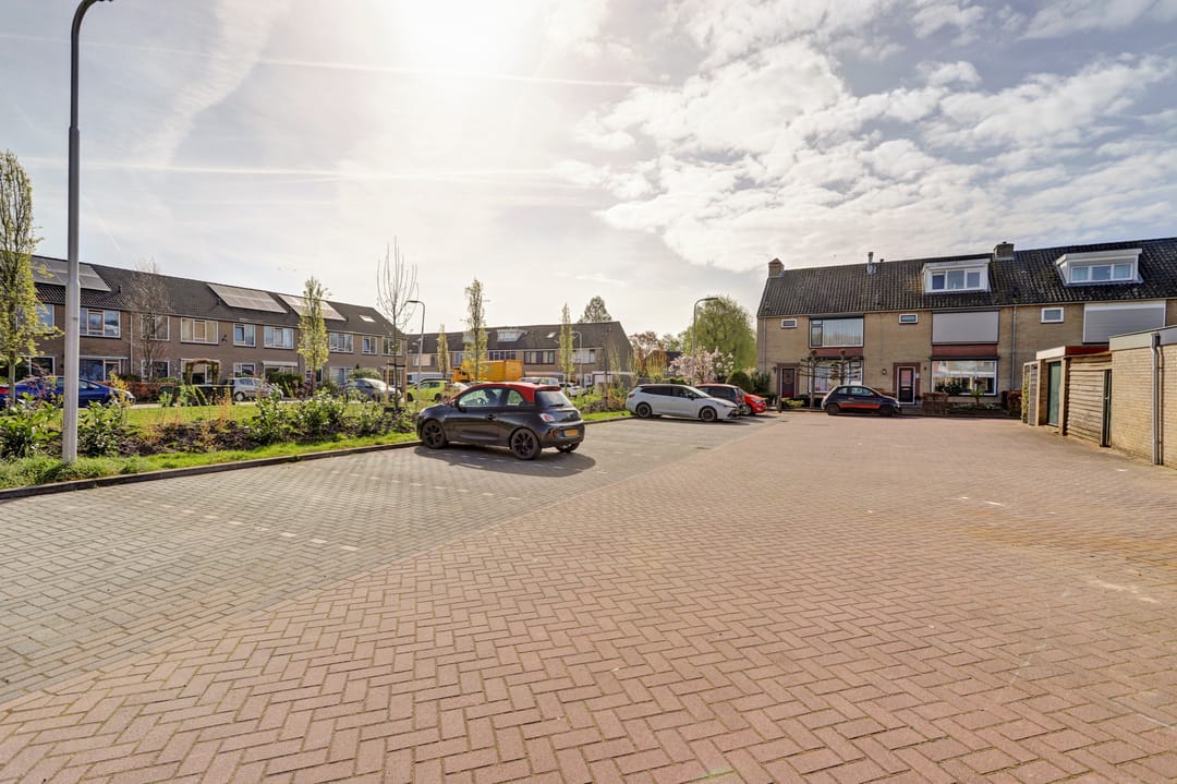 Photo 43 of Leeuwerikstraat 3