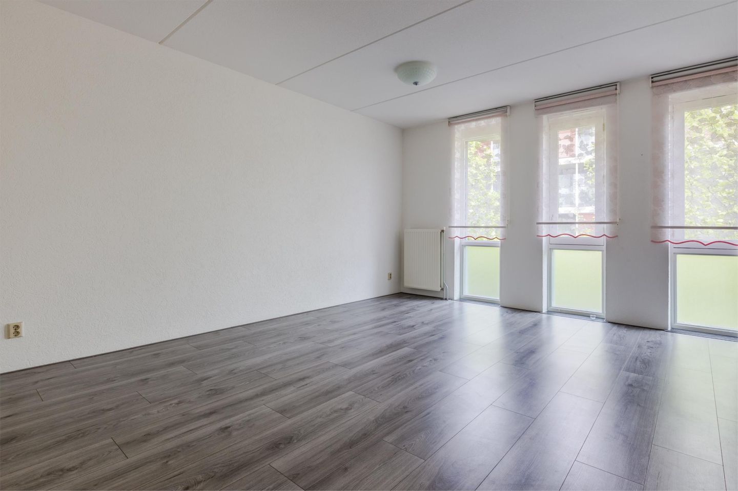 Photo 35 of Dr. J.A. Ringersstraat 5