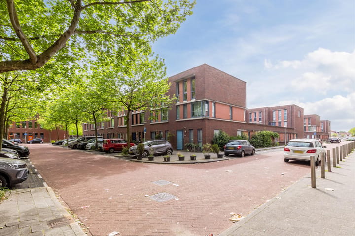 Photo 3 of Dr. J.A. Ringersstraat 5