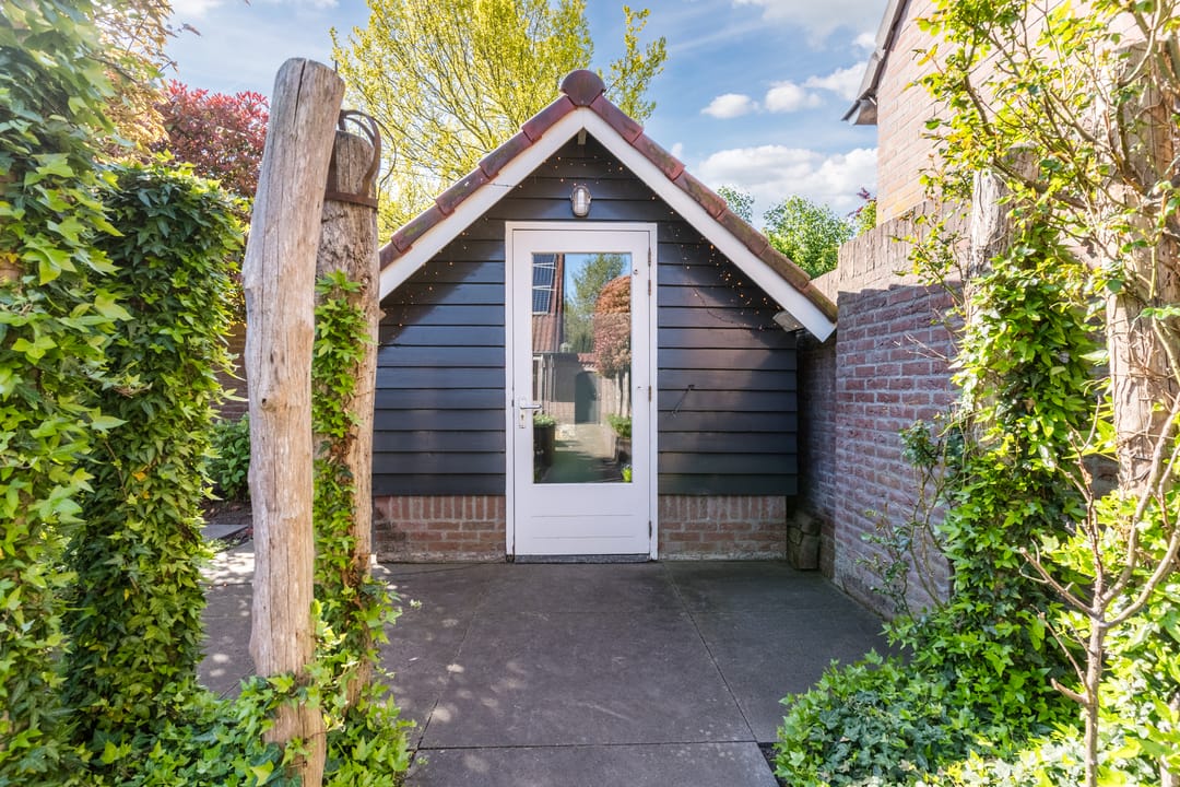 Luxurious detached A+++ energy label home with spacious hobby room in Bergeijk — 58