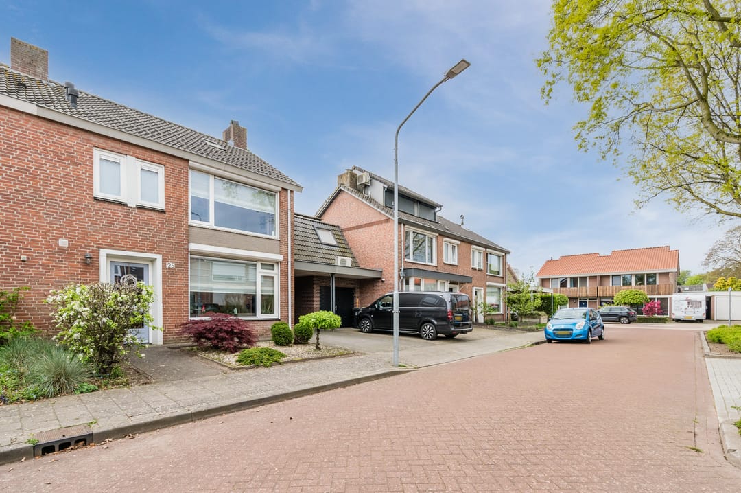 Photo 2 of Odradastraat 25