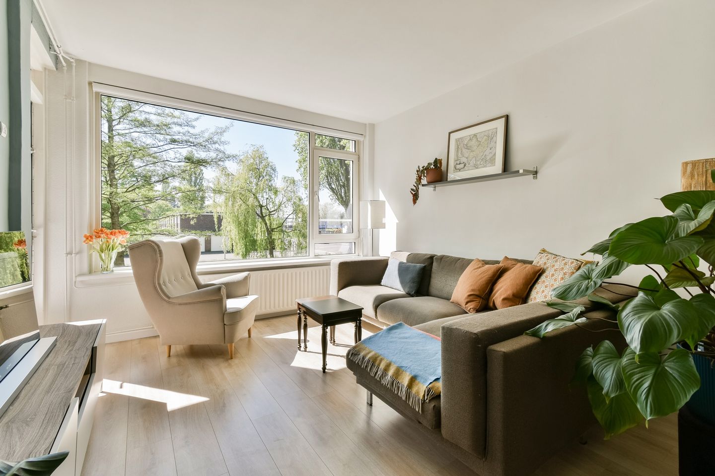 Foto 5 van Mahlerstraat 106