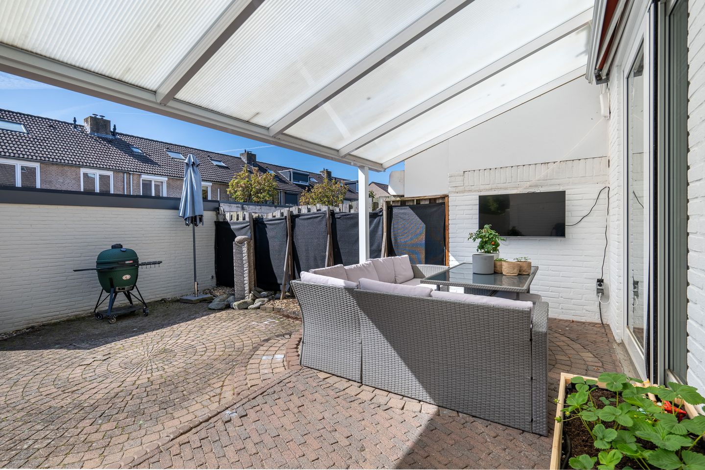 Well-Maintained Terraced Home with Solar Panels and Air Conditioning in Daalhof — 19