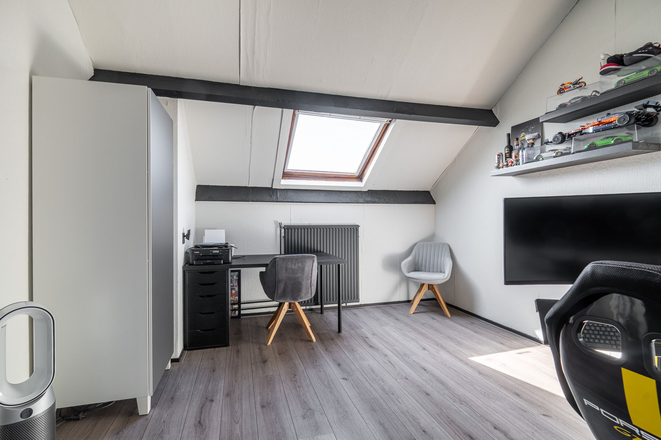 Well-Maintained Terraced Home with Solar Panels and Air Conditioning in Daalhof — 15