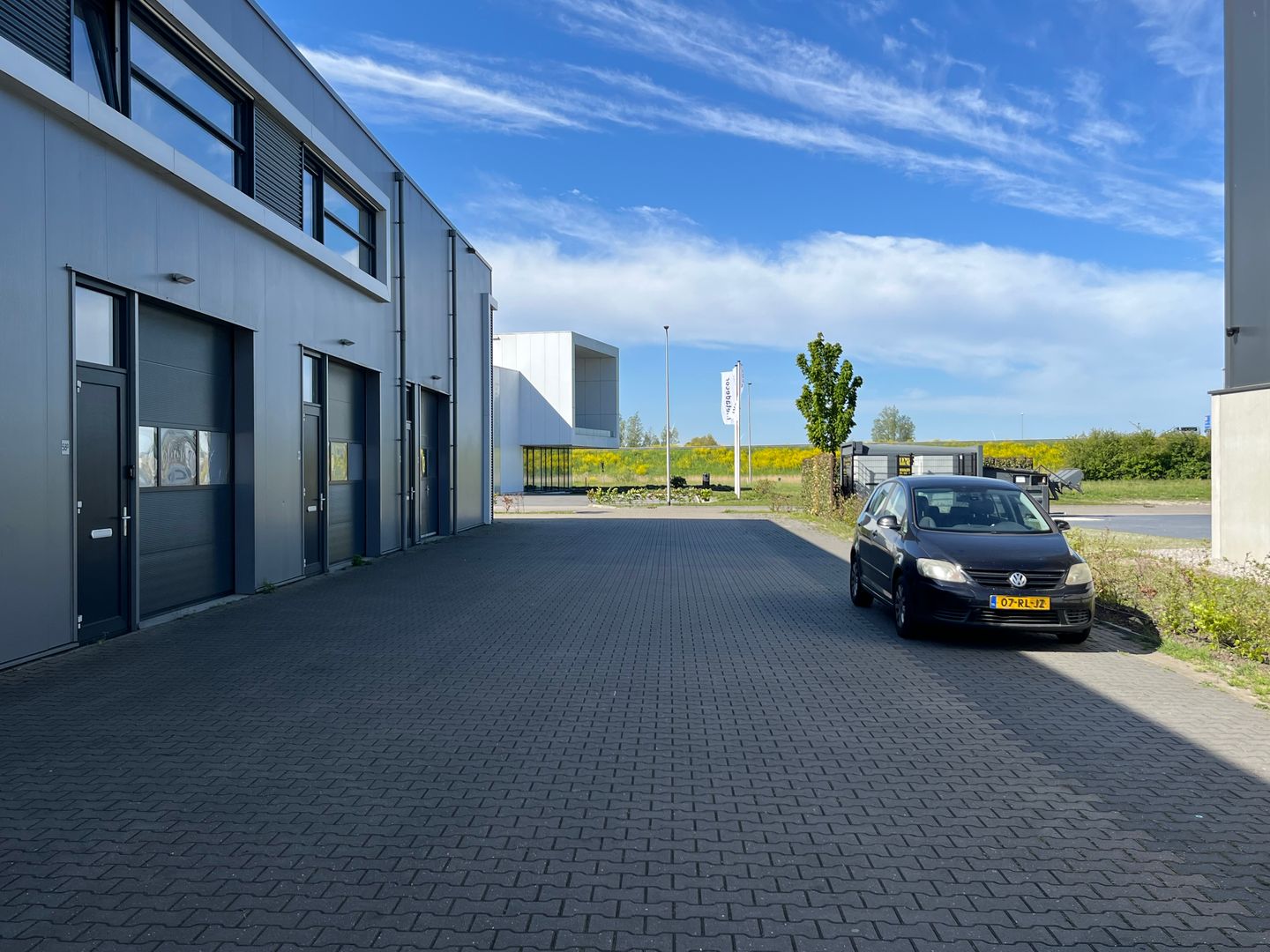 View photo 3 of Eckertstraat 58-E