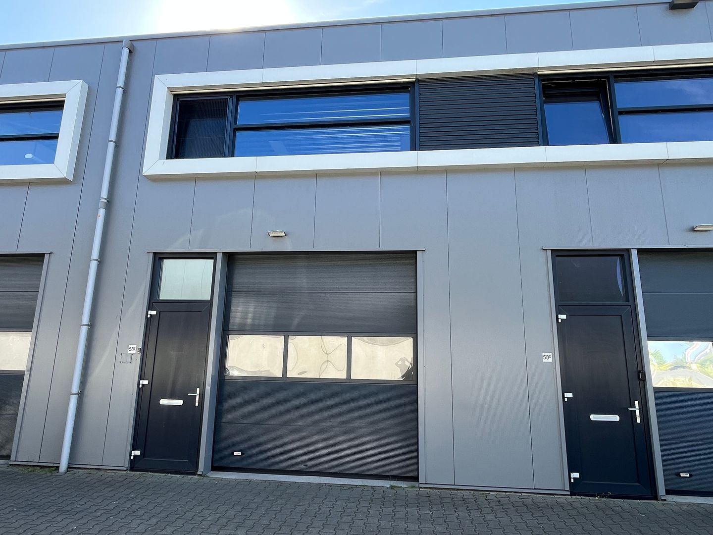 View photo 1 of Eckertstraat 58-E