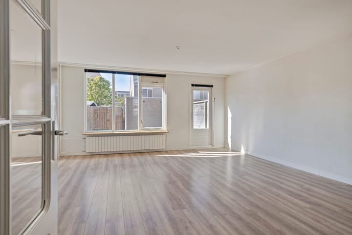 Photo 3 of Hoofdweg 1123-A