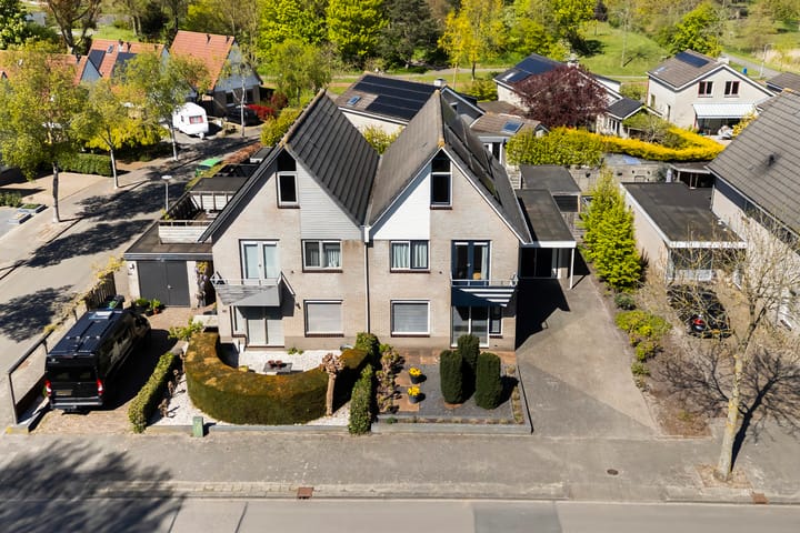 Foto 3 van Idzerdastins 67