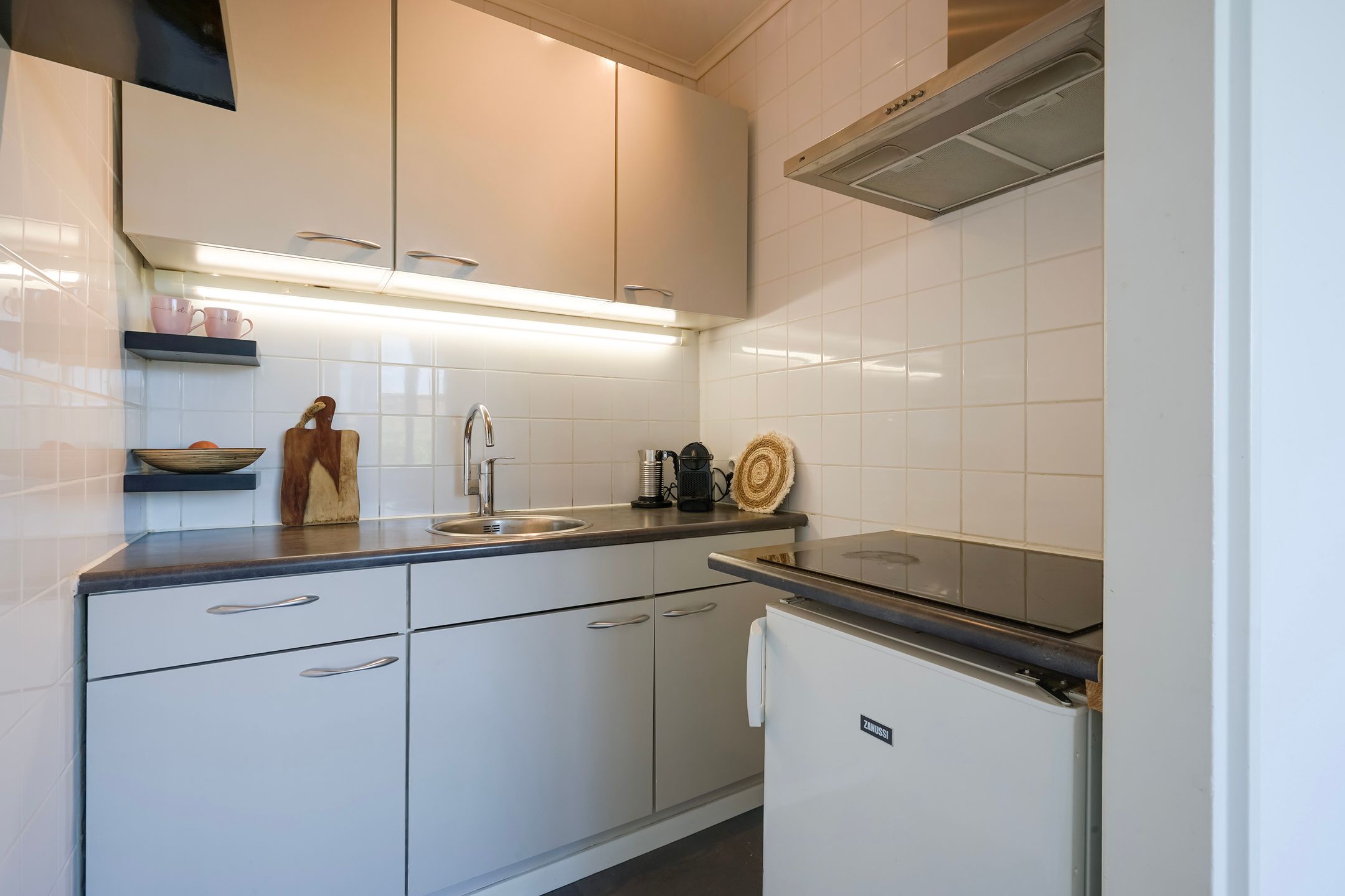 Well-Maintained 2-Room Apartment with Southwest Balcony in Green Bohemen Neighborhood — 12