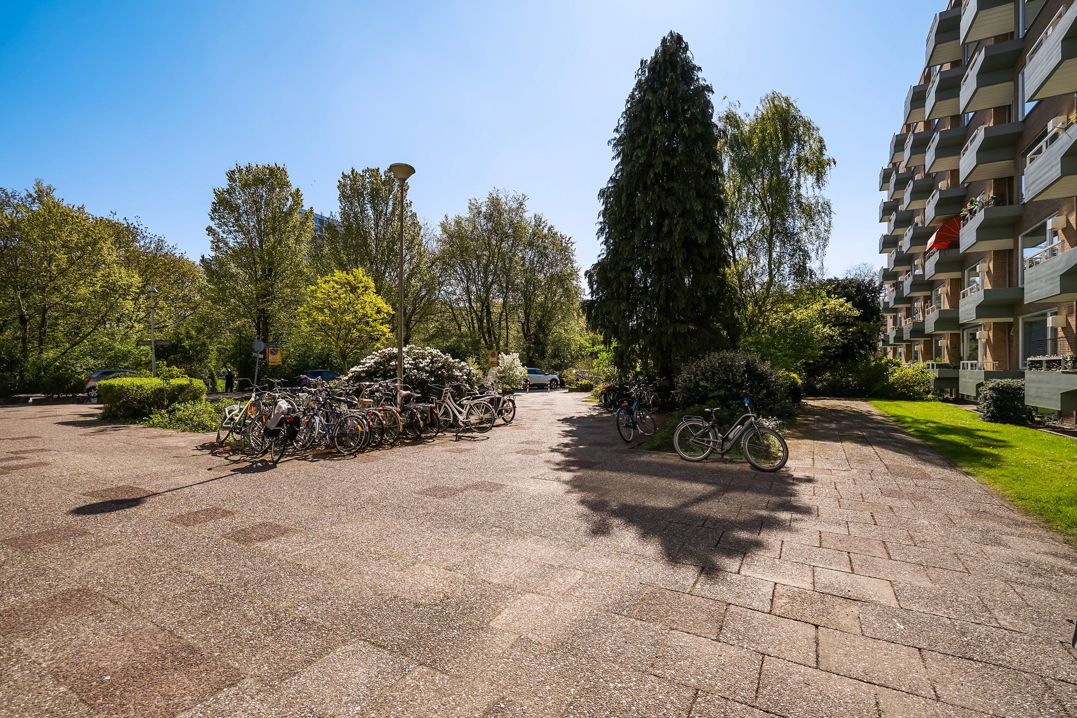 Well-Maintained 2-Room Apartment with Southwest Balcony in Green Bohemen Neighborhood — 33