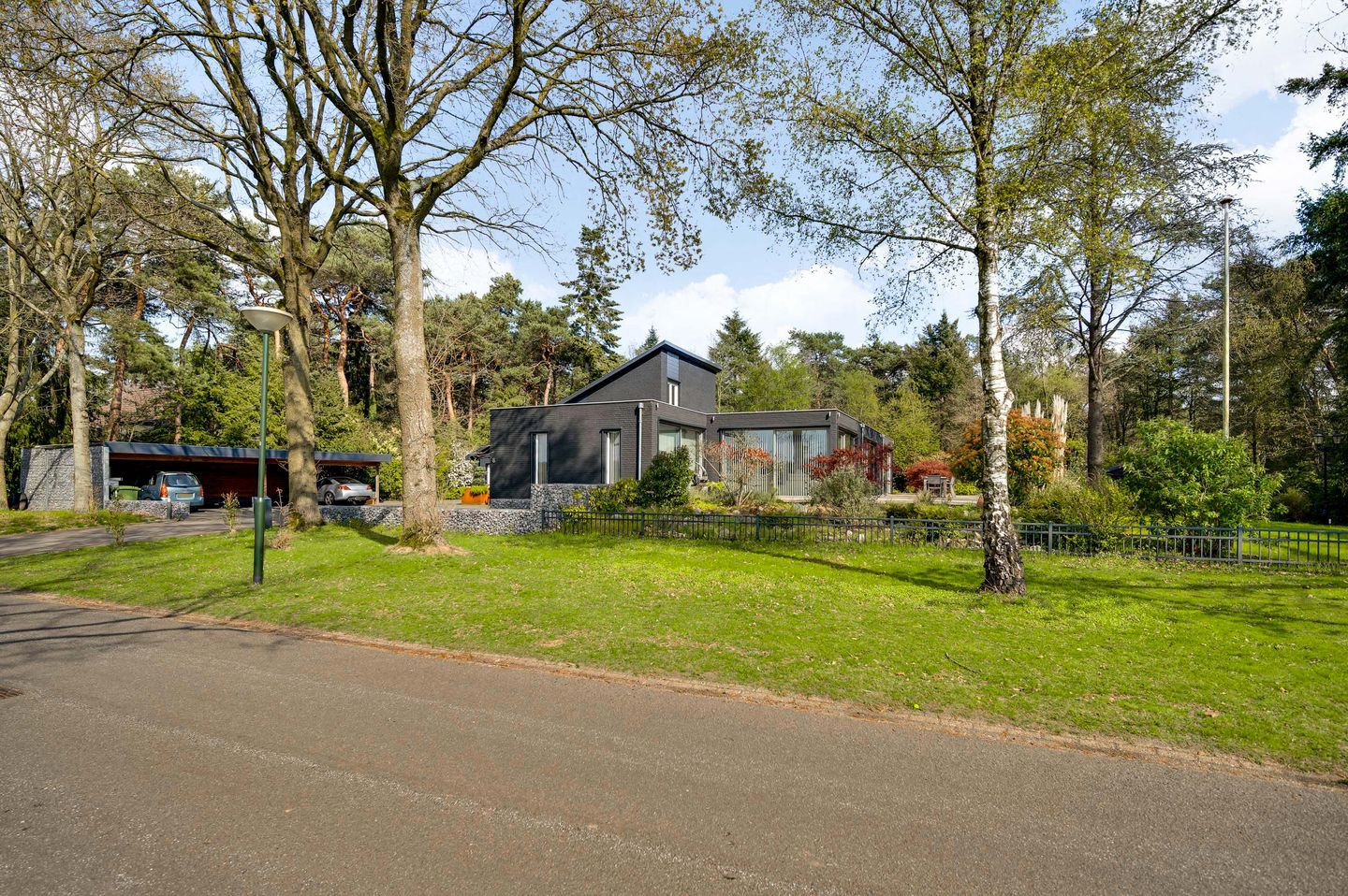 Photo 5 of Kamersven 8