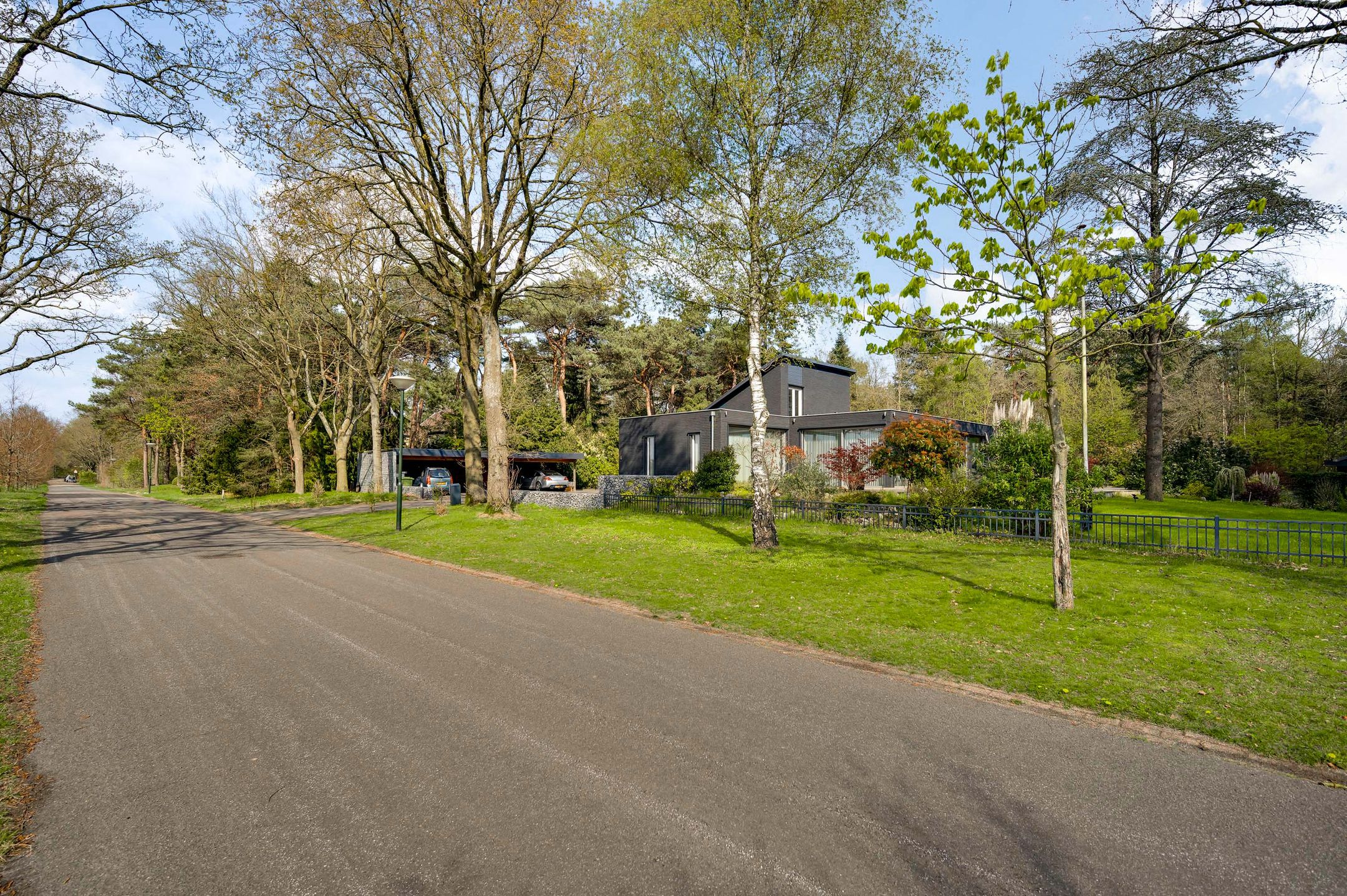 Photo 60 of Kamersven 8