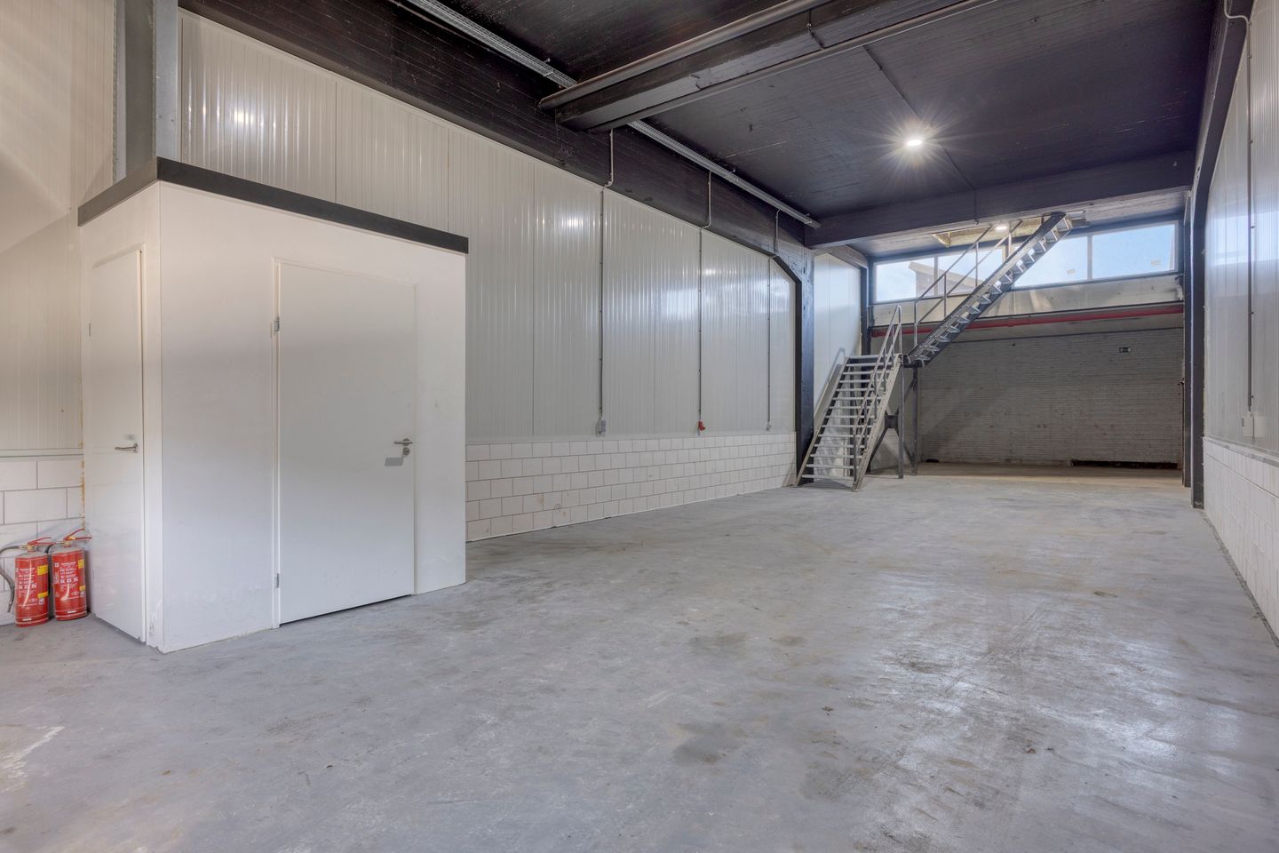 Bekijk foto 2 van Industrieweg 26-D