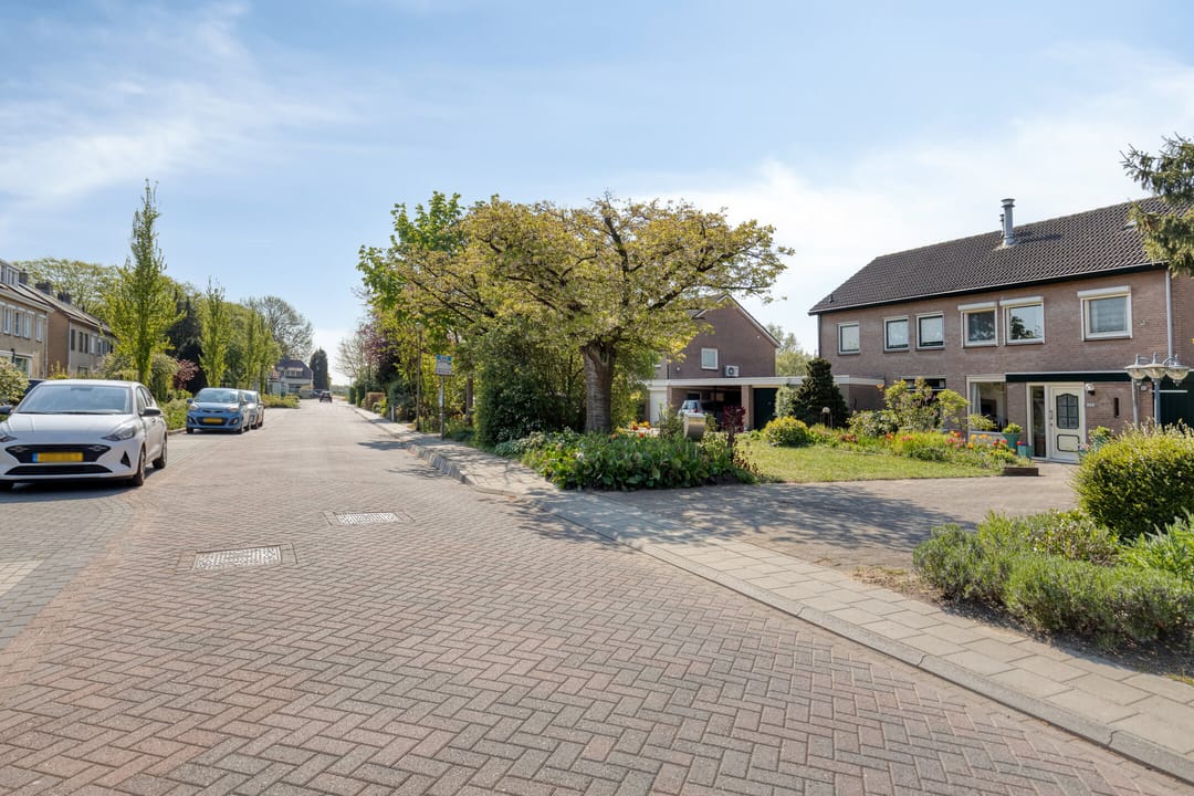 Photo 43 of Nassaustraat 36