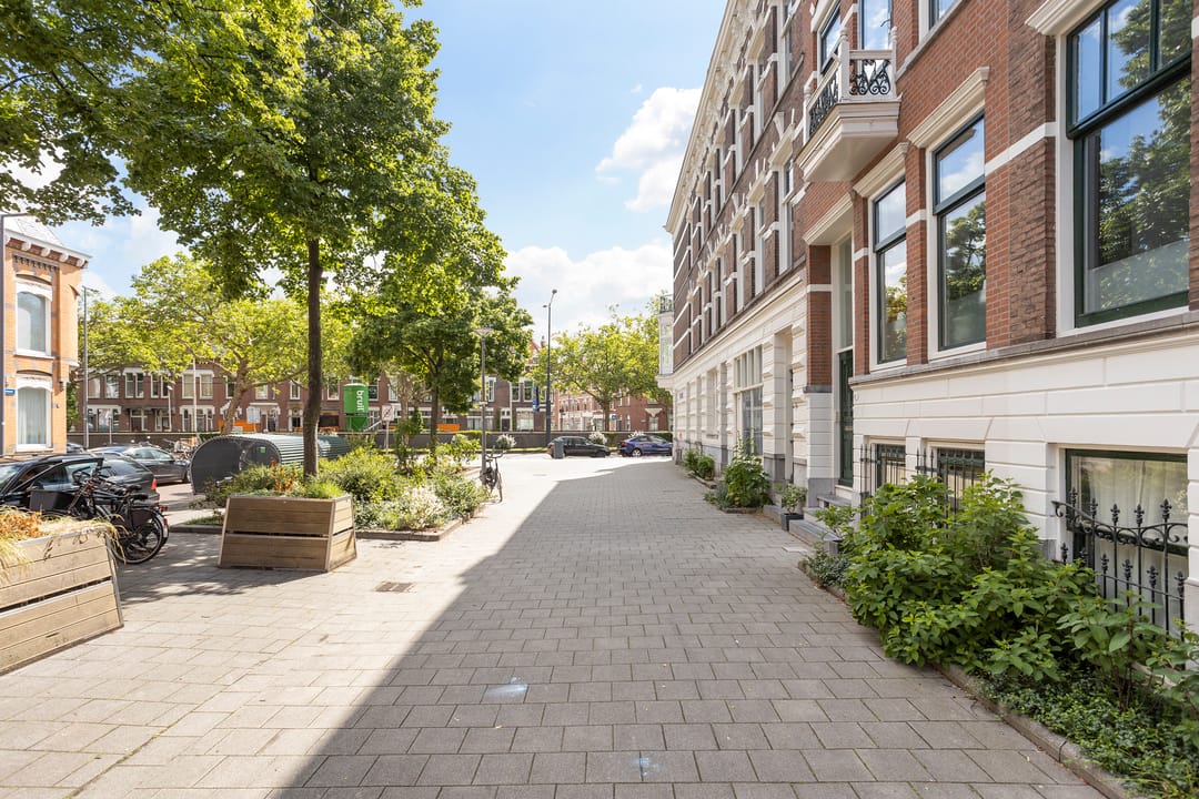 Spacious Double Upper House with Garden Views in Rotterdam Middelland — 43