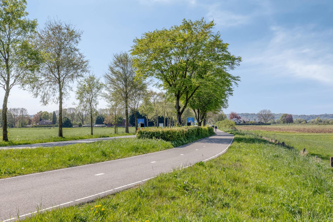 Photo 47 of Nassaustraat 36