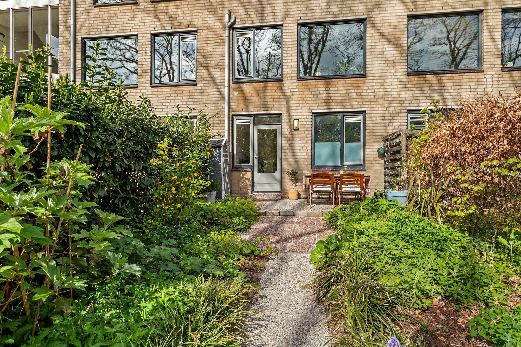 Light and spacious maisonette with garden in green Lunetten — 30