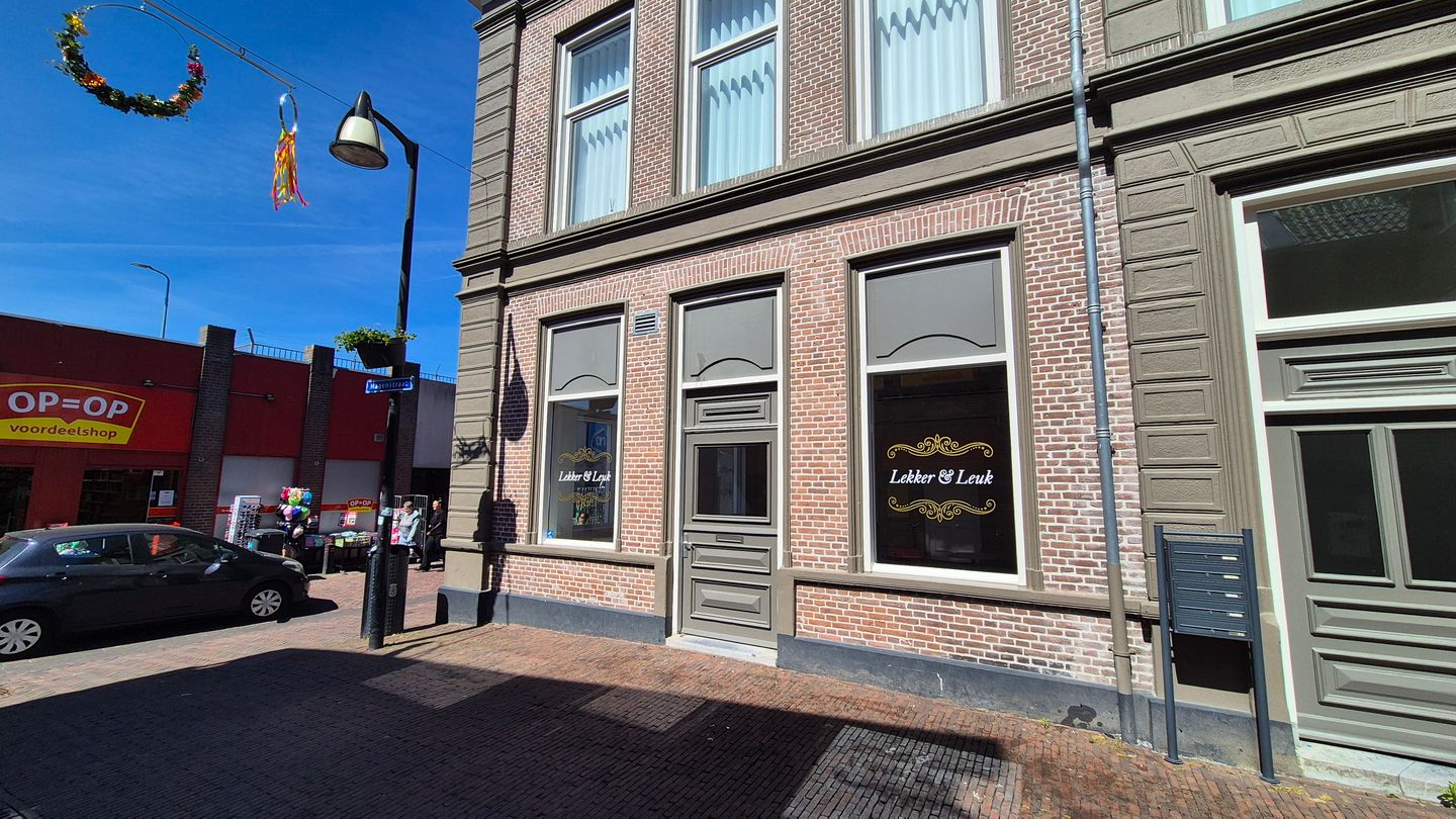 View photo 3 of Hagenstraat 2