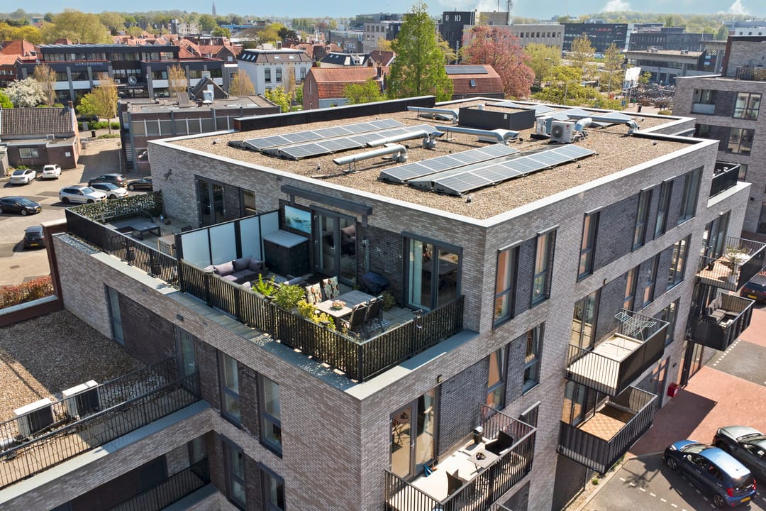 Photo 2 of Piet Heinstraat 24-303