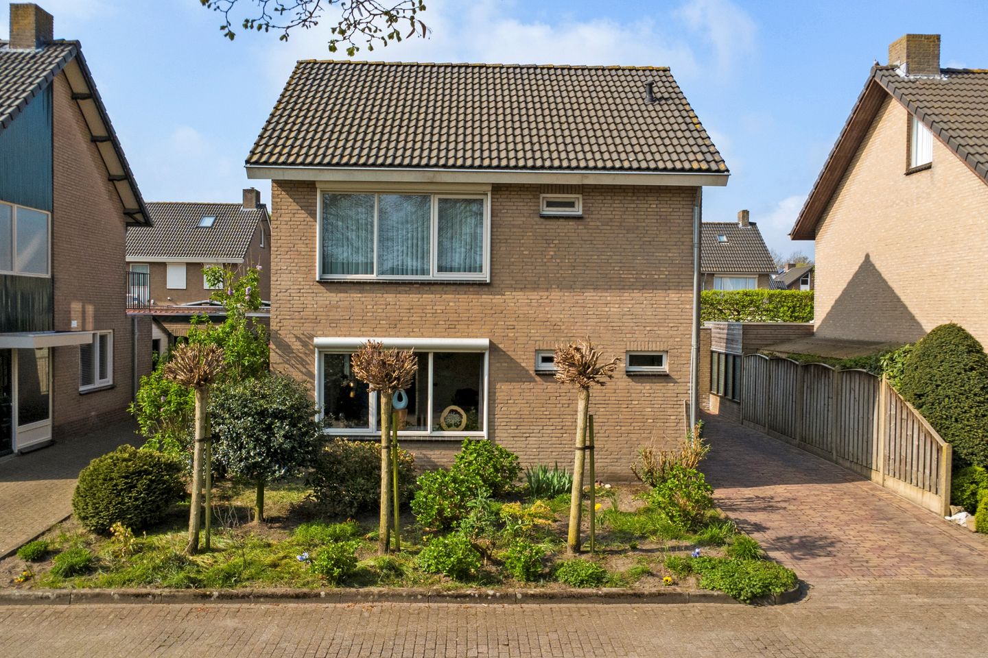 Photo 49 of Burgemeester Magneestraat 8