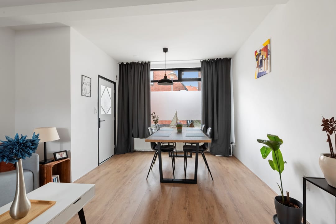 Photo 8 of Wagenstraat 31