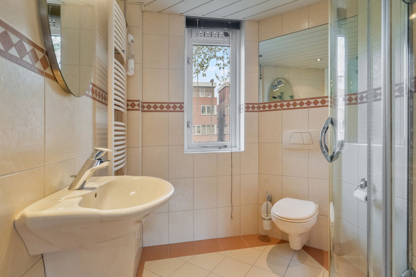 Foto 25 van Groen-blauwlaan 74