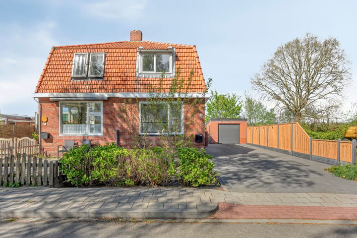 Foto 4 van Burg v Roijenstr West 12