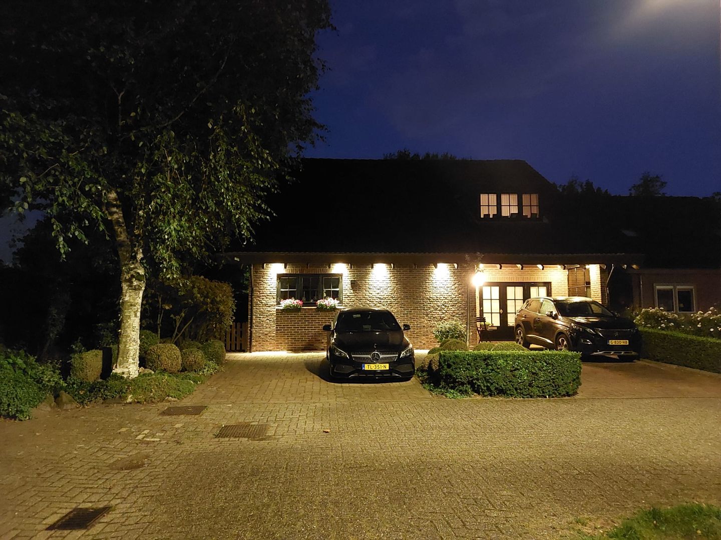 Spacious detached family home with south-facing garden and home office in Nieuwegein — 55