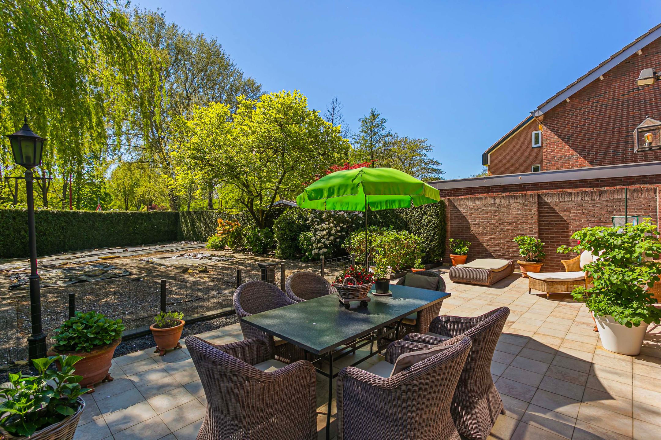 Spacious detached family home with south-facing garden and home office in Nieuwegein — 27