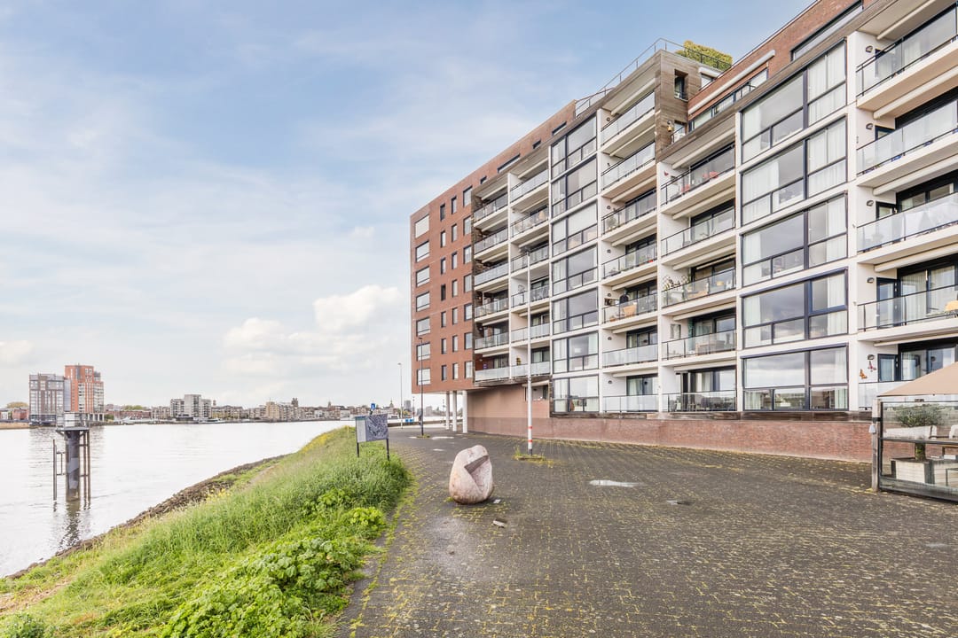 Photo 1 of Veerdam 107