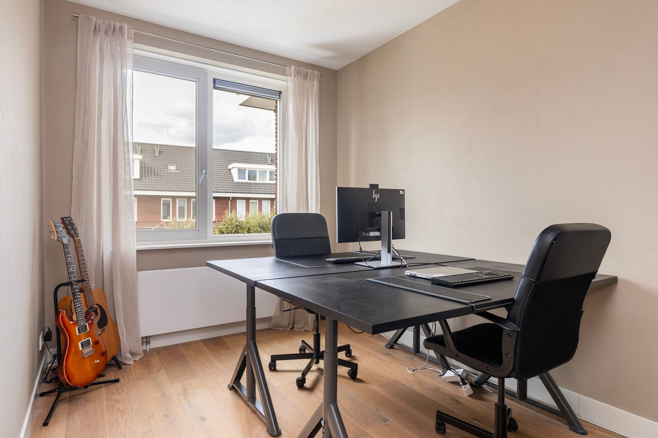Semi-Detached Home with Panoramic Views of Protected Nature Reserve — 33