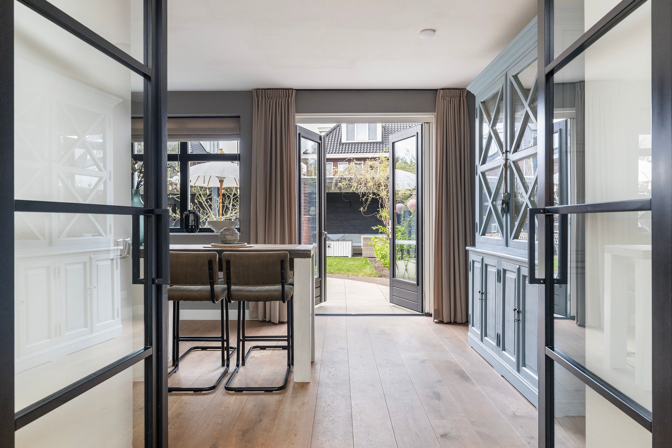 Semi-Detached Home with Panoramic Views of Protected Nature Reserve — 15