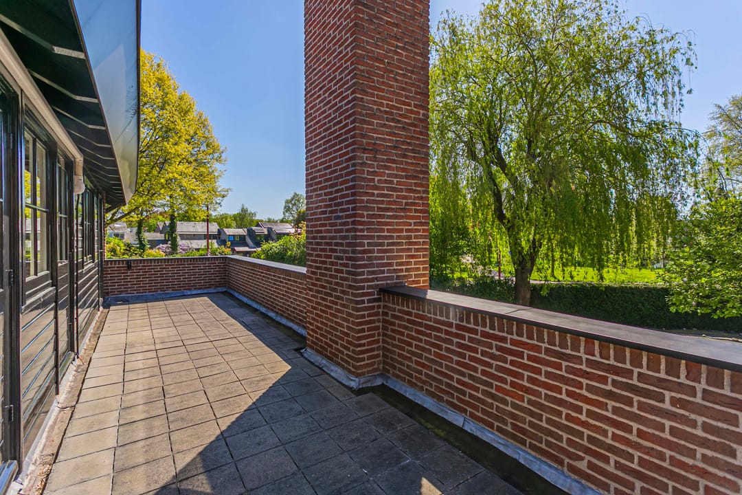 Spacious detached family home with south-facing garden and home office in Nieuwegein — 47