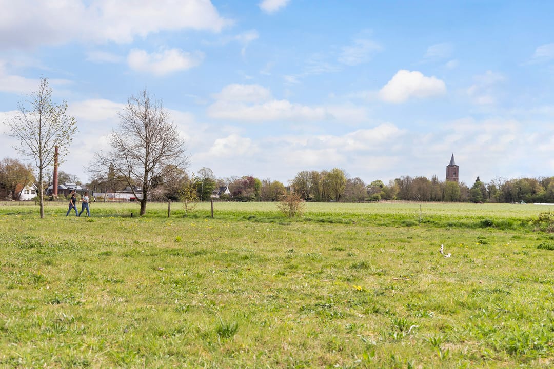 Semi-Detached Home with Panoramic Views of Protected Nature Reserve — 52