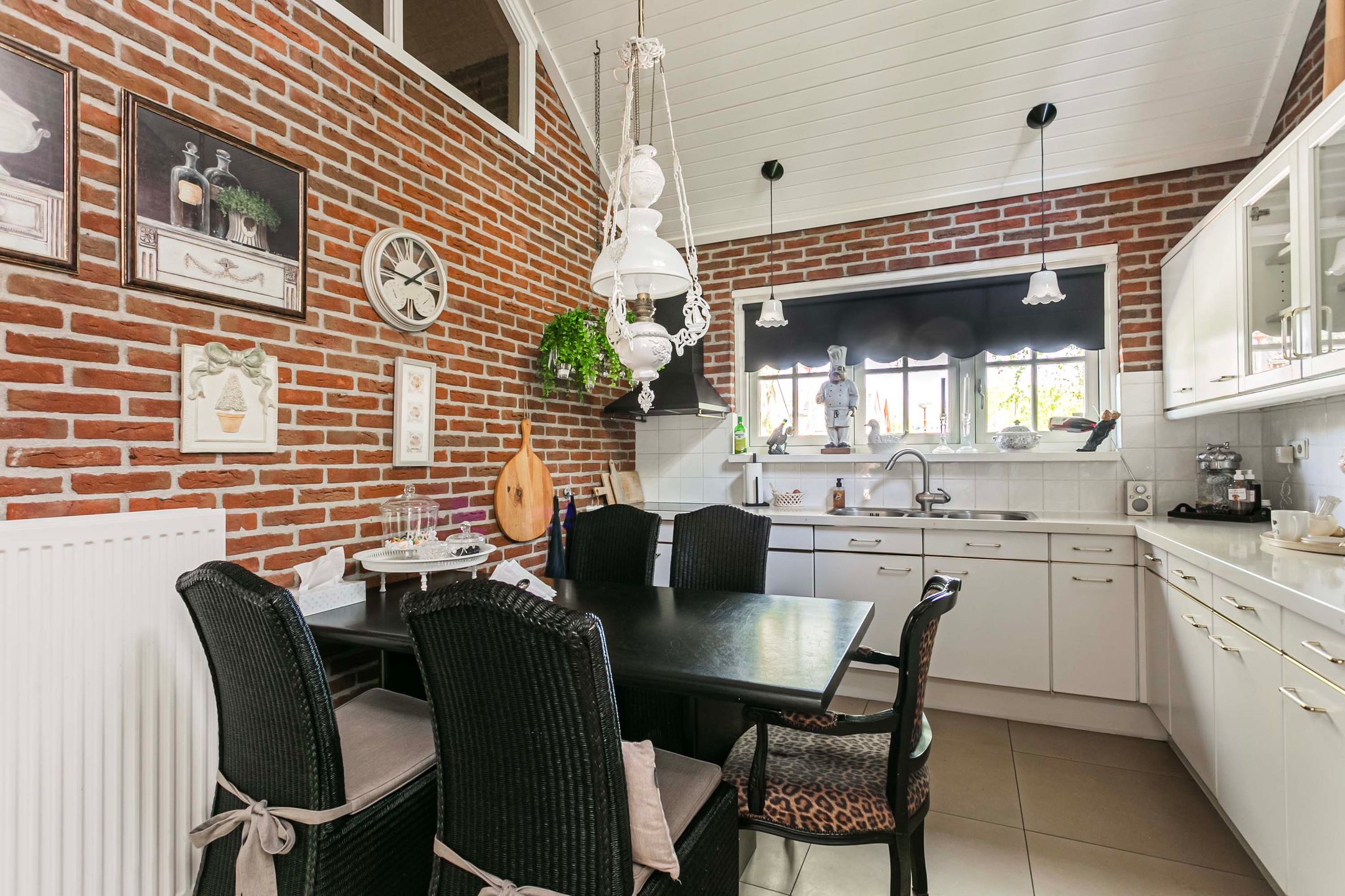 Spacious detached family home with south-facing garden and home office in Nieuwegein — 18