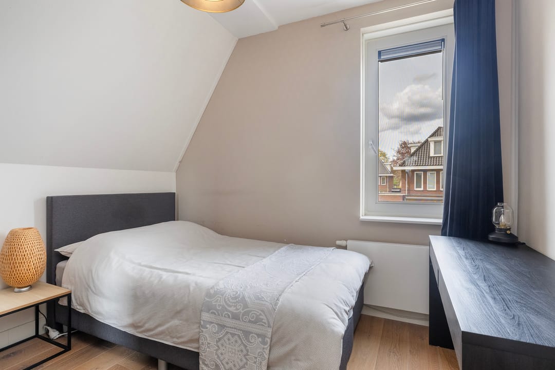 Semi-Detached Home with Panoramic Views of Protected Nature Reserve — 32