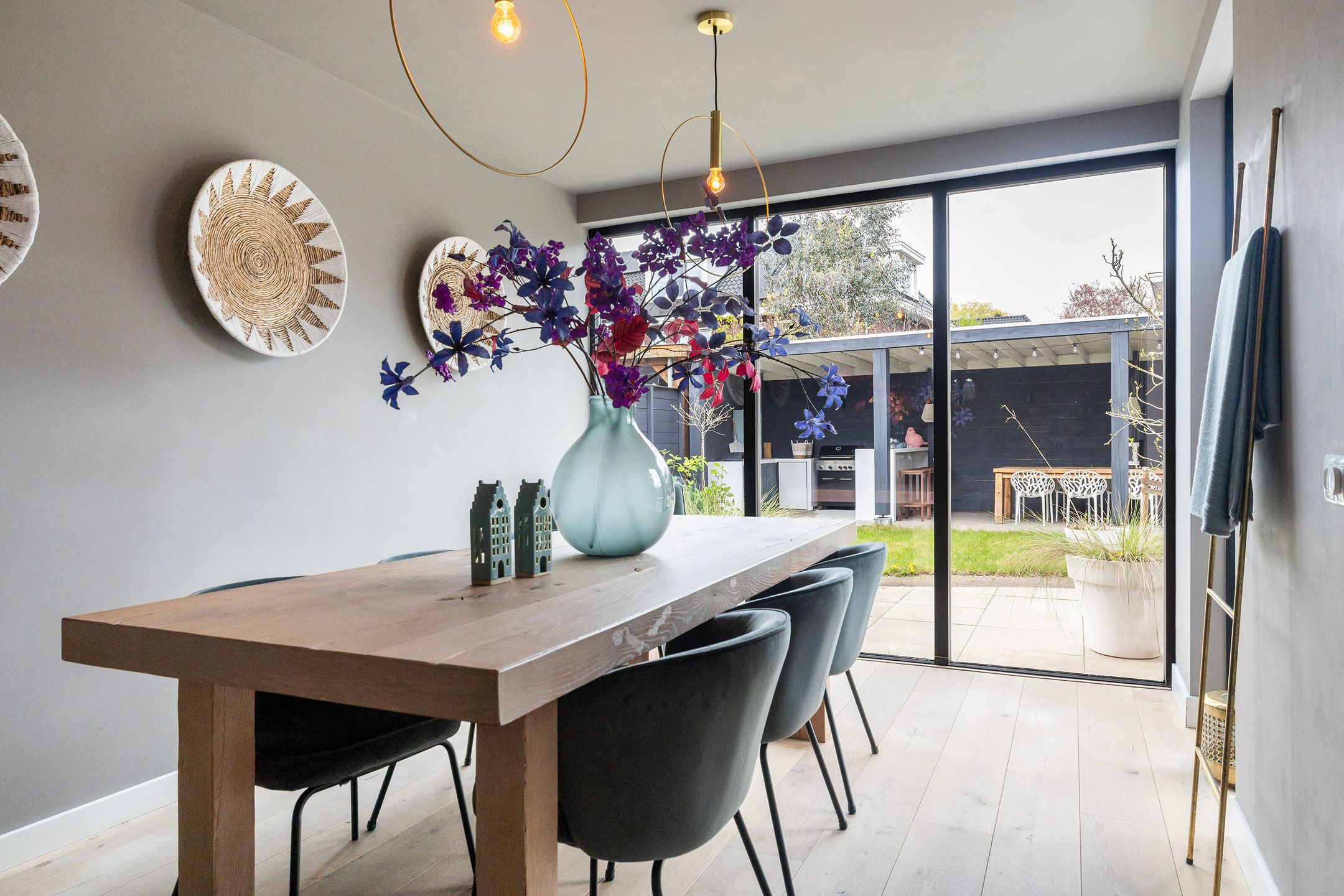 Semi-Detached Home with Panoramic Views of Protected Nature Reserve — 24